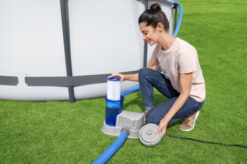 Filtrująca Pompa basenowa FlowClear BESTWAY 5678l/h + Wymienny filtr III Filtrująca Pompa basenowa FlowClear BESTWAY 5678l/h + Wymienny filtr III
