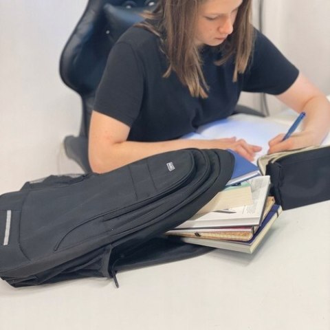 Czarny Plecak Szkolny Sportowy Młodzieżowy Męski Młodzieżowy Pojemny 45l