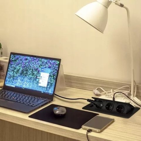 Gniazdo Chowane w Blat Nablatowe Potrójne Gniazdko Gniazdo Chowane w Blat Nablatowe Potrójne Gniazdko