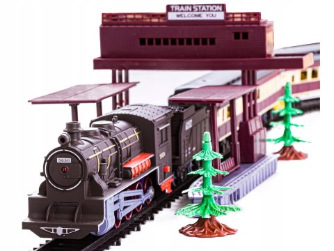 Ogromna Elektryczna Kolejka + 7 Wagonów 4 Drzewa 2 Perony Ogromna Elektryczna Kolejka + 7 Wagonów 4 Drzewa 2 Perony