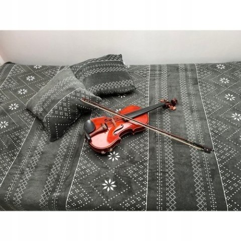 Zestaw Świąteczny Koc Narzuta 2 Poszewki 160x200 Komplet Szaro-Biały Zestaw Świąteczny Koc Narzuta 2 Poszewki 160x200 Komplet Szaro-Biały