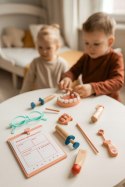 ZESTAW MAŁEGO LEKARZA DO ZABAWY DLA DZIECI DREWNIANY TORBA MEDYCZNA 28 EL. ZESTAW MAŁEGO LEKARZA DO ZABAWY DLA DZIECI DREWNIANY TORBA MEDYCZNA 28 EL.